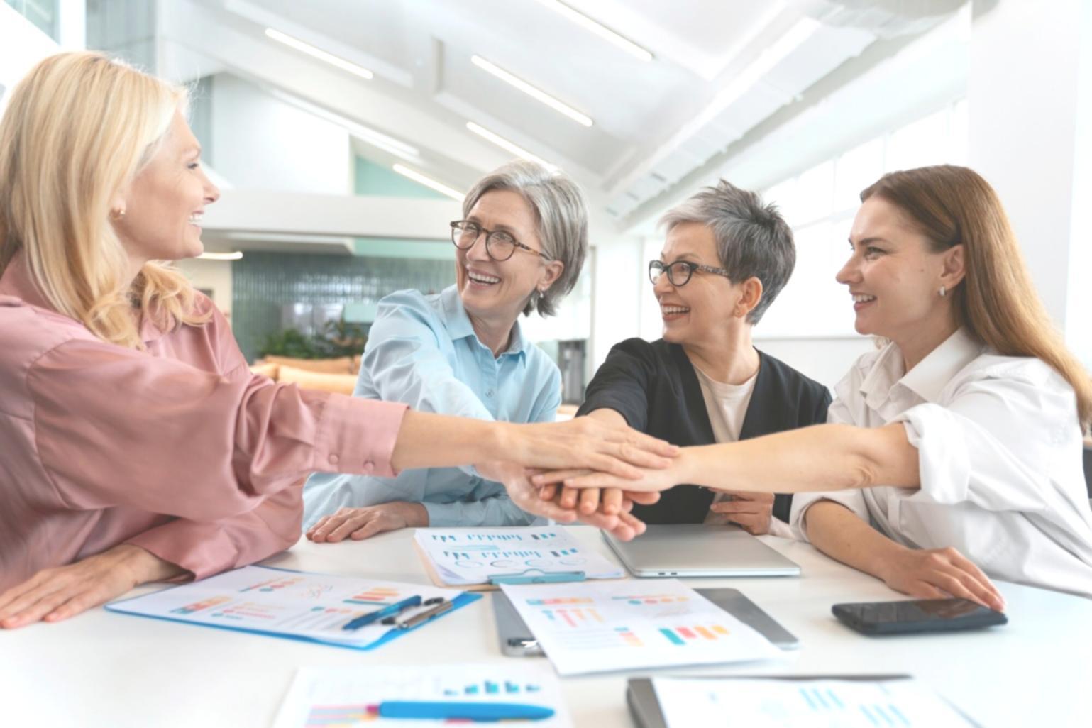 Session de formation en analyse financière avec étudiants et formateur